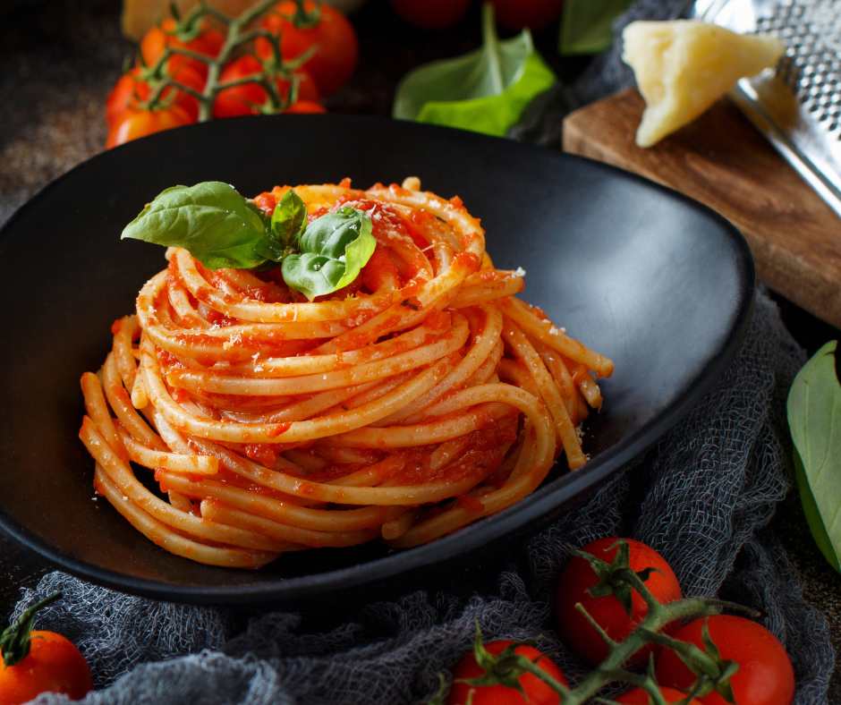 La pasta a cena fa male?